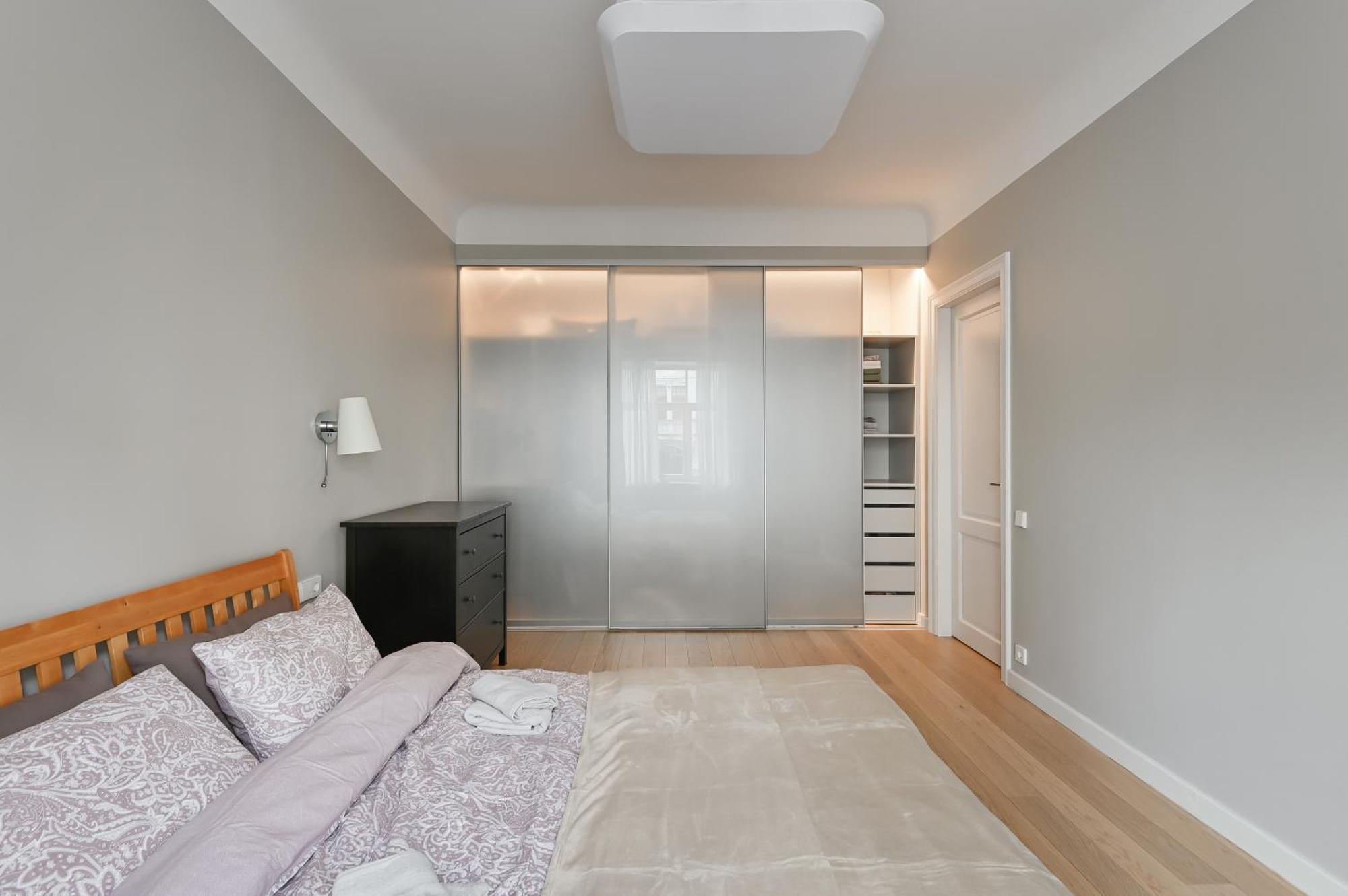 Modern 2-Bdrm Centre Apartment Riga Luaran gambar