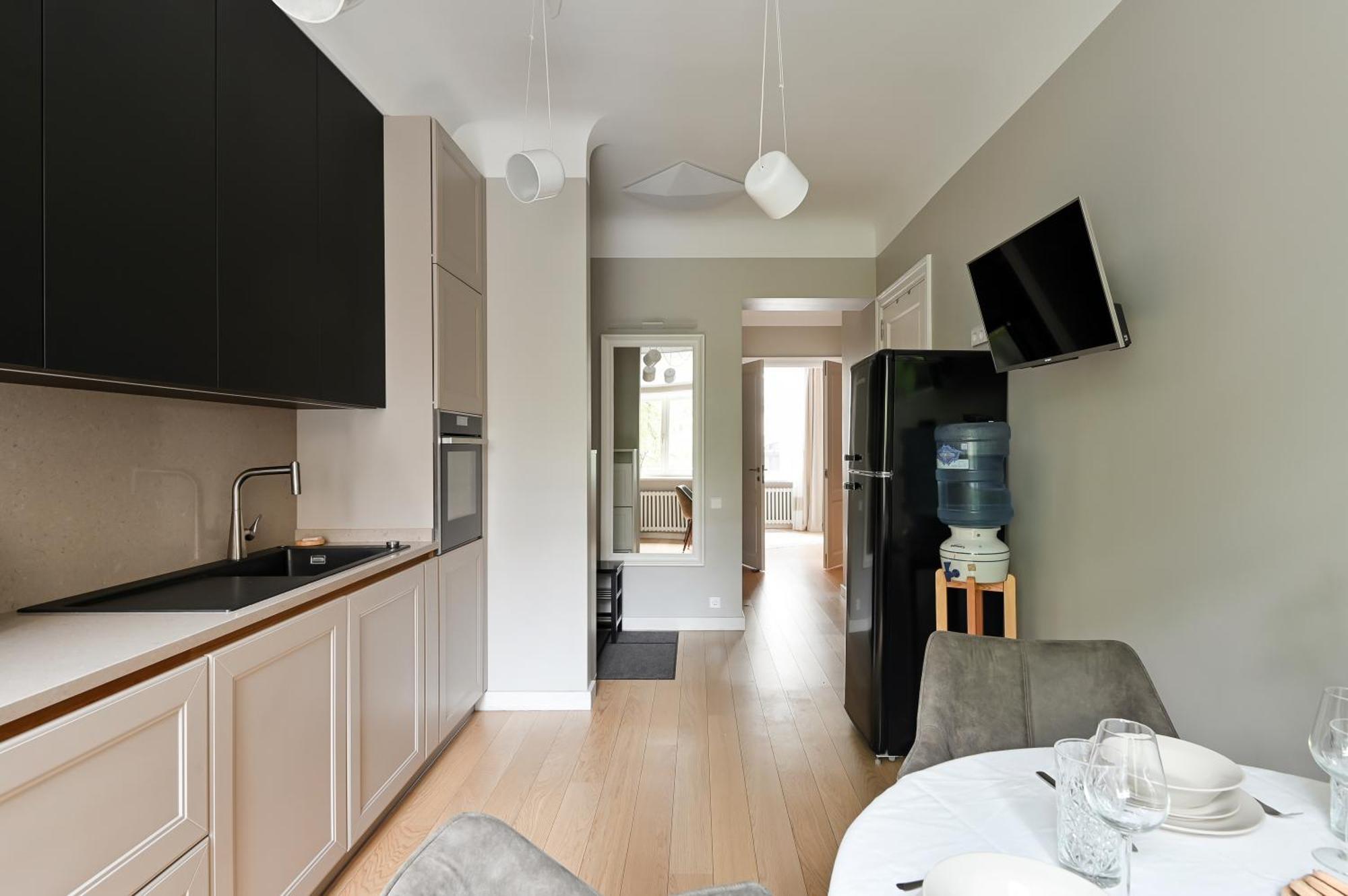 Modern 2-Bdrm Centre Apartment Riga Luaran gambar