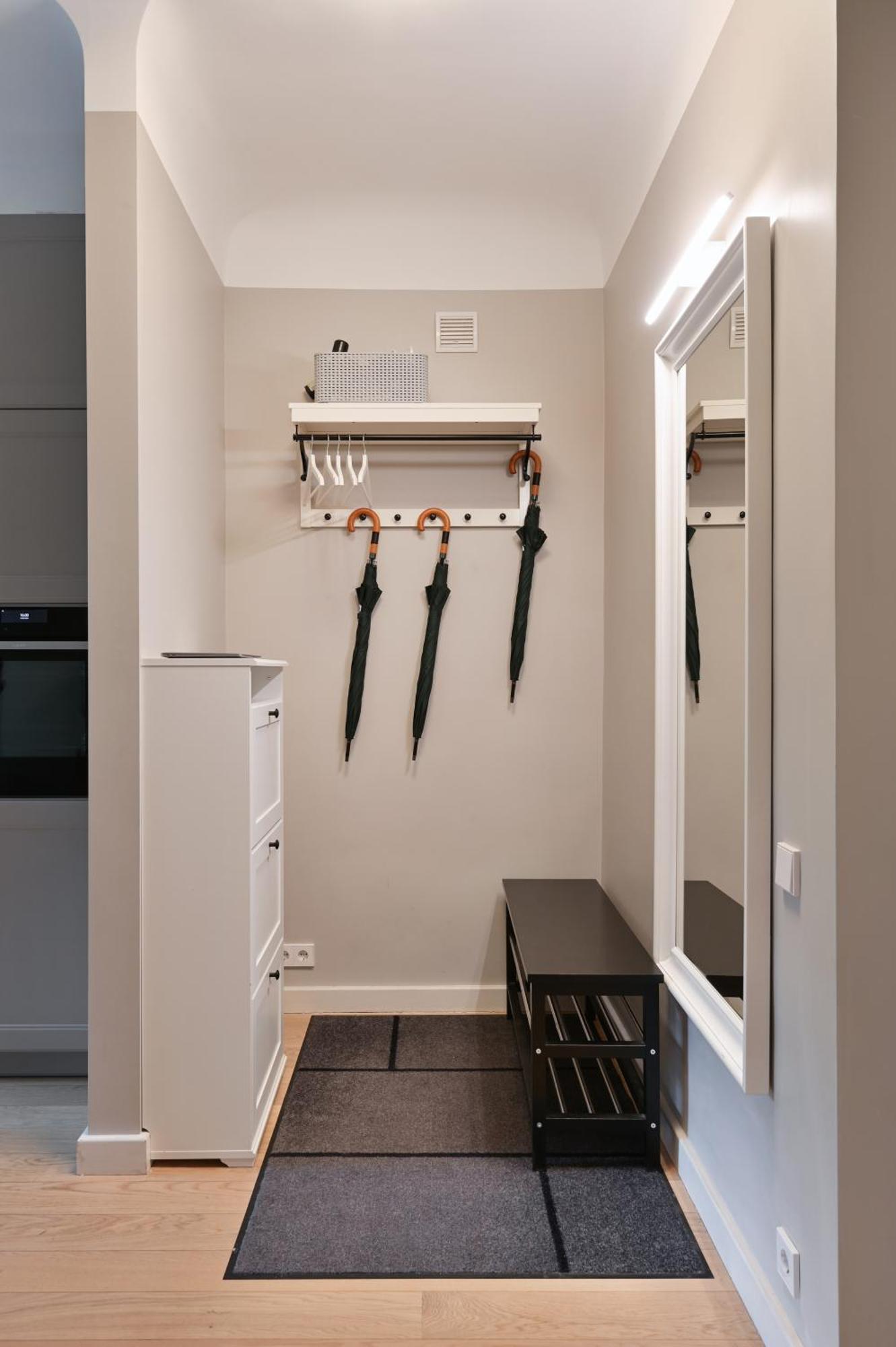 Modern 2-Bdrm Centre Apartment Riga Luaran gambar